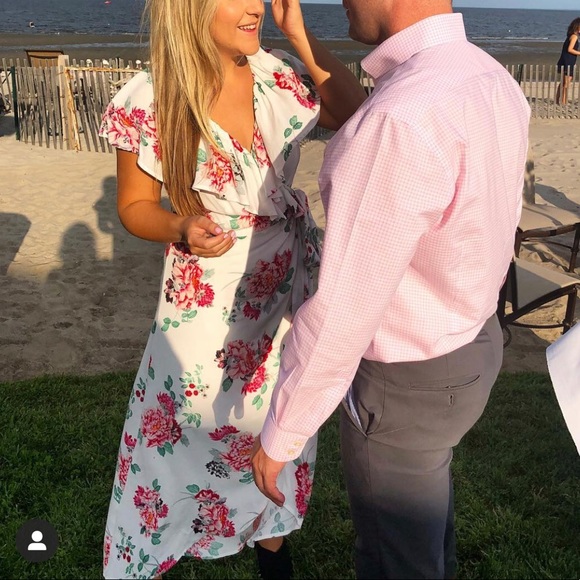 Minkpink White Floral Dress Wrap - Picture 2 of 6